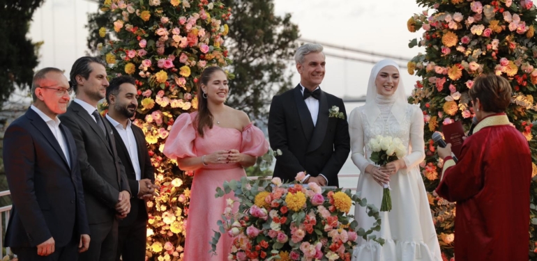 Güldür Güldür Show’un sevilen ismi Uğur Bilgin bugün evlendi